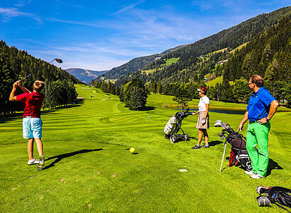 Golf taster sessions in the Nockberge Mountains